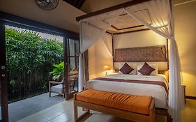 D'Legon Villas
